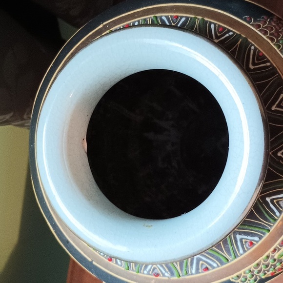 Satsuma 20th Century Vintage Large Vase w 3D Hand Painted Art Work RARE !! - Picture 8 of 17